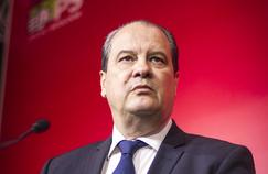 Jean-Christophe Cambadélis, the first secretary of the PS, regretted "a headlong rush monarchy since 1962 ..."