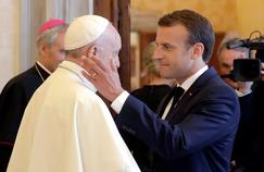 Vatican : entre le pape François et Emmanuel Macron, le courant passe…