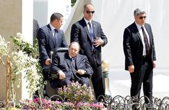 Algérie: le président Bouteflika limoge le puissant chef de la police