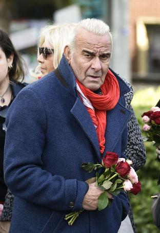 Michel Fugain aux obsèques de Maurane le 17 mai 2018.