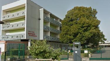 Un lycée du Val-de-Marne déserté à cause de l'amiante
