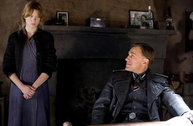 In Xab  & #; & # Inglourious Basterds Xbb ;, L  & # xe9; has Seydoux plays the c & #  XF4; t & # xe9; s major players like  Christoph Waltz, who remport & # xe9; the  interpreter Price & # xe9; male tation 