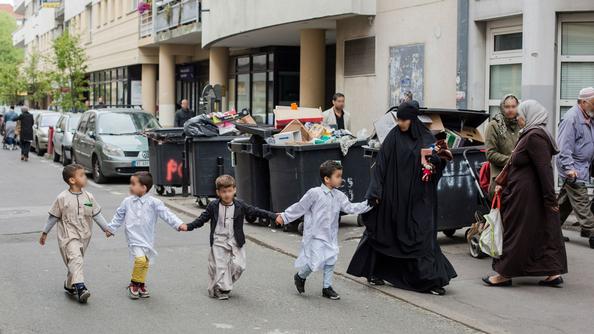 Le centre Tawhid accueille également une association qui dispense du soutien scolaire et des cours d'apprentissage de la langue arabe pour les enfants.