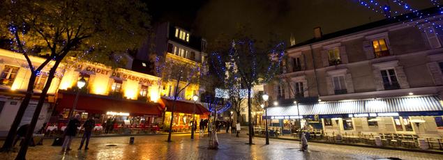 Ici, la place de Montmartre le 20 novembre au soir.