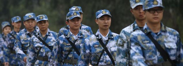 Soldats de l'Armée populaire de libération chinoise, en décembre près de Shenzhen, en Chine