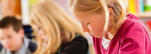 La France est à peine au-dessus de la moyenne des pays de l'OCDE concernant l'espérance de scolarisation.
