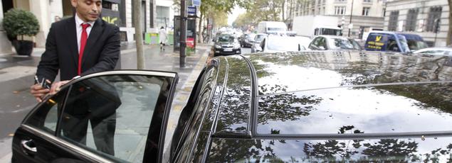 Les VTC ont vu leur activité considérablement augmenter pendant la grève des taxis.  Crédits photo: Jean-Christophe Marmara / Le Figaro