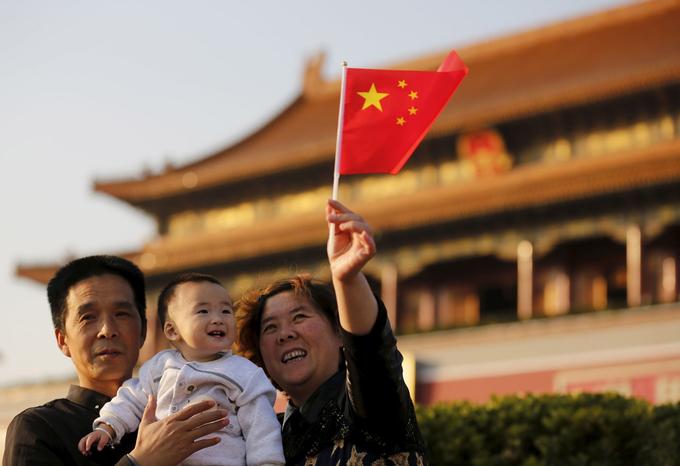 À la fin des années 1970, le parti communiste chinois avait mis en place la politique de l'enfant unique pour contrôler sa démographie. Place Tian'anmen, à Pékin.