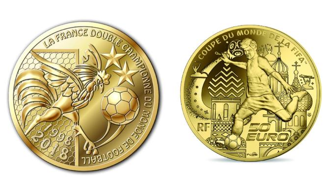 À gauche, la médaille «double étoile» des Bleus. À droite, celle de la Coupe du monde 2018 en Russie.