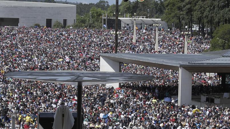 Samedi 13 mai, les fidèles se rassemblent à nouveau en masse dans la ville-sanctuaire portuguaise.
