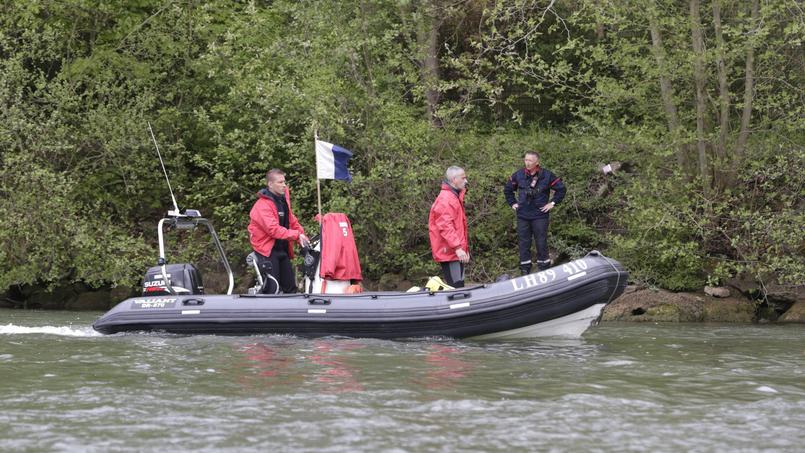 Des recherches sur la riviÃ¨re Oise, le 24 avril dernier.