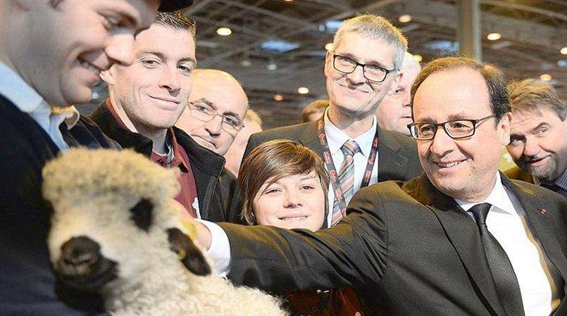 François Hollande au salon de l'agriculture en 2015.