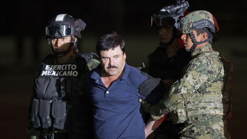 El Chapo le 8 janvier lors de son transfert dans la prison.