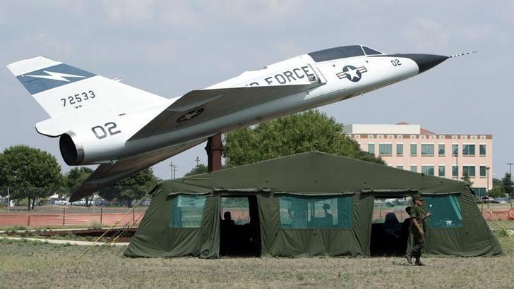 Un vestige d'avion, sur la base de l'US Air Force de San Antonio-Lackland, au Texas.