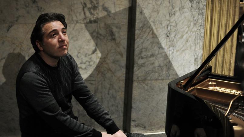 Le pianiste Fazil Say a été acquitté par le tribunal d'Istanbul après avoir été condamné en première instance à 10 mois de prison avec sursis pour propos blasphématoires.