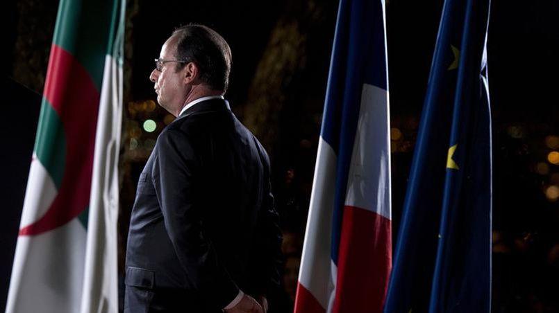 François Hollande en déplacement à Alger le 15 juin 2015.
