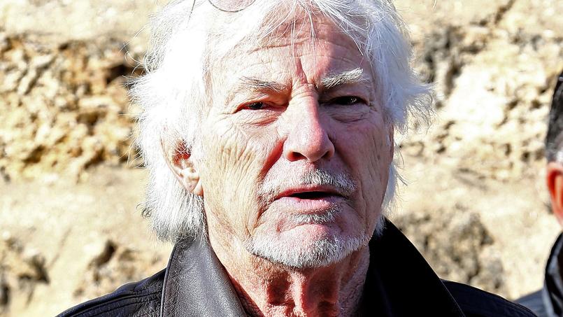 Résultat de recherche d'images pour "Il n' y a pas d'amour heureux Hugues Aufray"