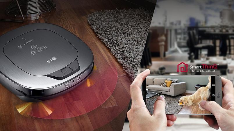 L'aspirateur robot de LG se pilote comme une voiture télécommandée.