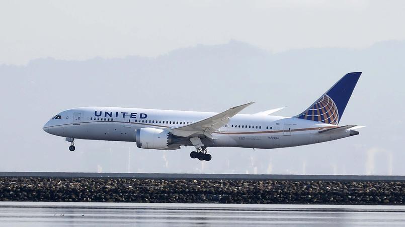 États-Unis : deux adolescentes refoulées d'un vol United Airlines à cause d'un legging XVMd8dd3386-12c6-11e7-9233-df07e92f72fa