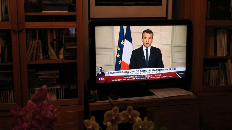 Emmanuel Macron à la télévision, le 1er juin 2017.