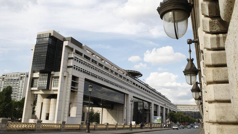 Un dérapage est probable c'est un risque extrêmement fort avait prévenu auparavant le Premier ministre Edouard Philippe