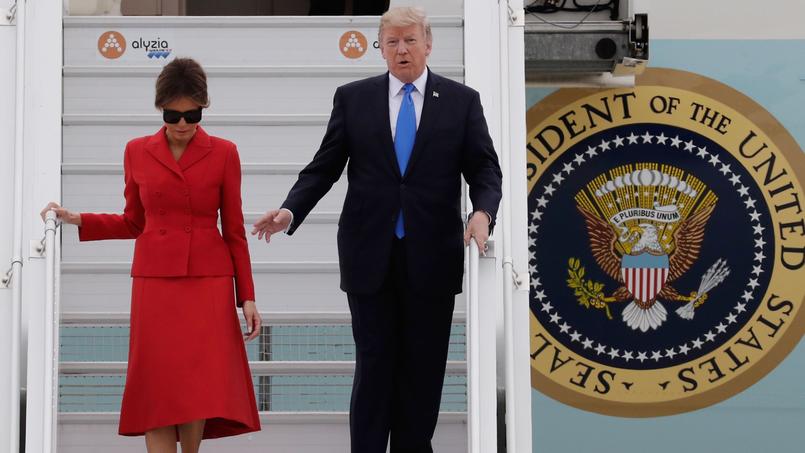 Donald Trump en compagnie de son épouse Melania lors de son arrivée à Paris, ce jeudi matin.