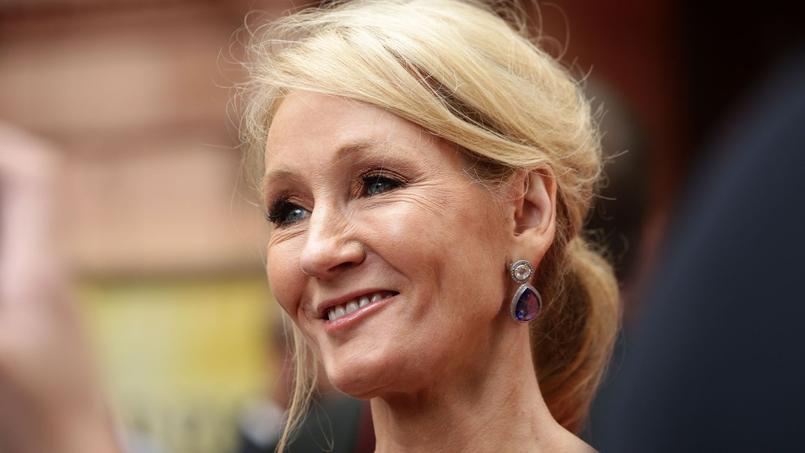 La romancière britannique J.K. Rowling, mère de la saga Harry Potter, est l'auteure la mieux payée du monde, selon le magazine Forbes.