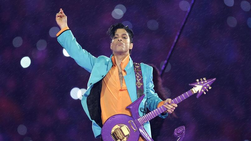 Une nuance de violet a été développée par une entreprise de nuanciers américaine, en hommage au chanteur Prince, disparu le 21 avril 2016.