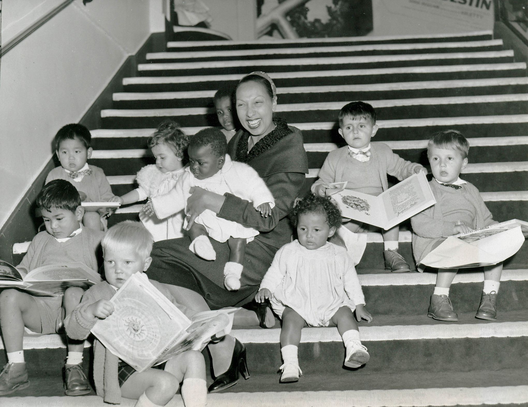 Le 12 avril 1975, Joséphine Baker tire sa révérence