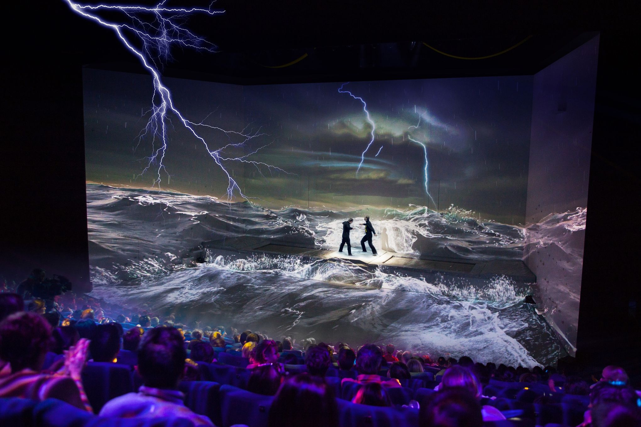 Un Soupçon De Magie Distribution Le Futuroscope, entre sensations et images fortes