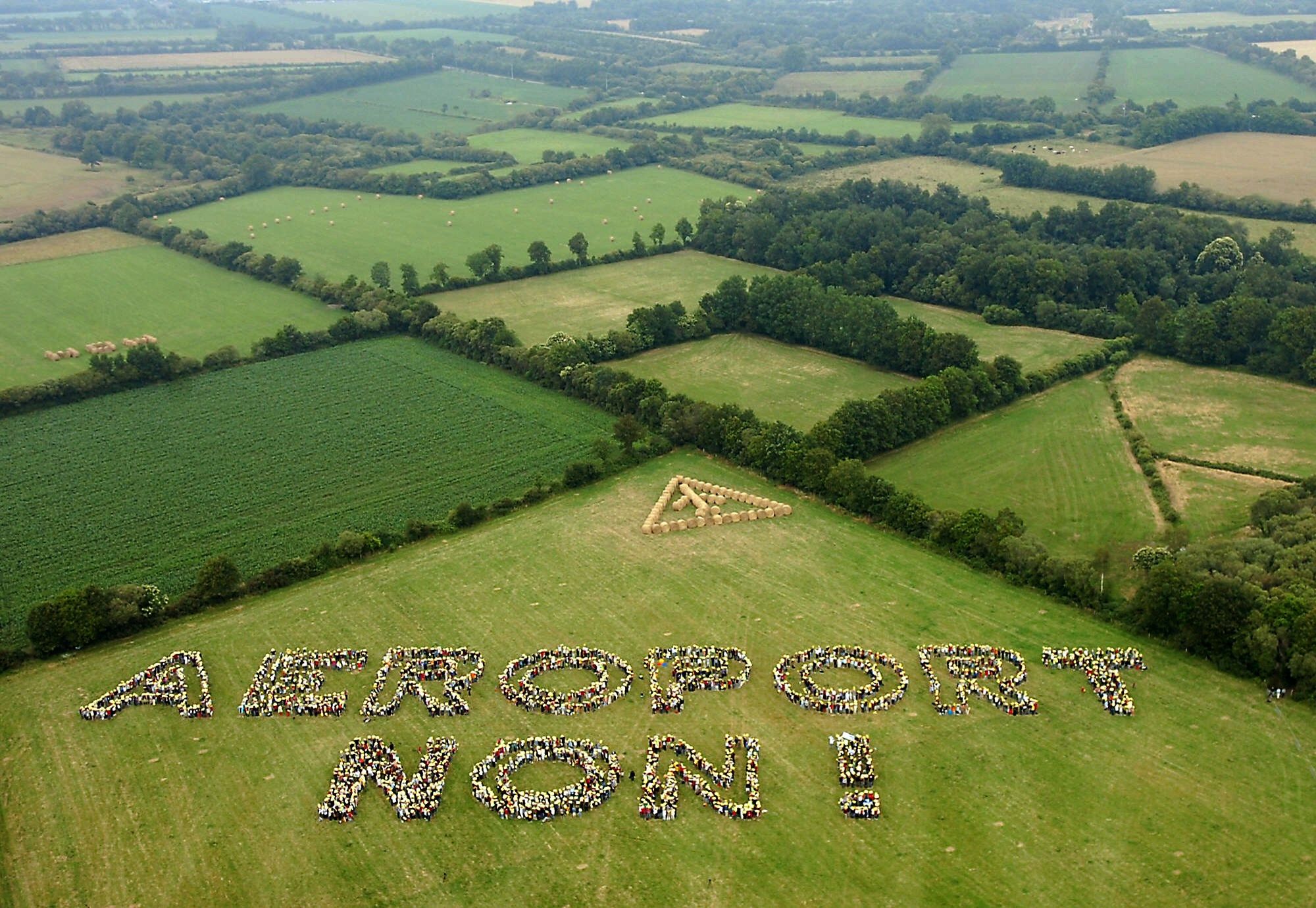 NotreDamedesLandes l'État annonce la reprise des travaux