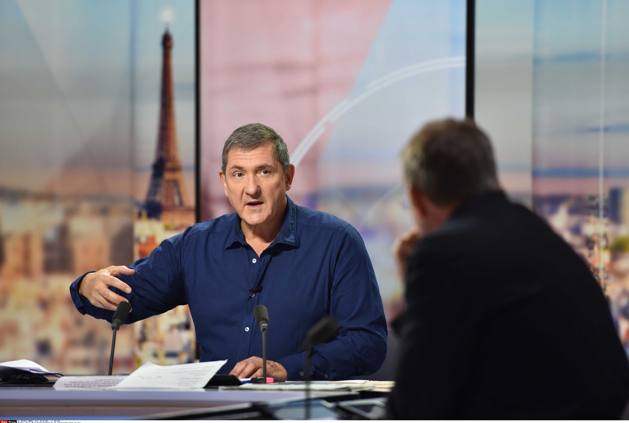 Yves Calvi sur LCI et C dans l'air sur France 5 réalisent des cartons d'audience - Le Figaro