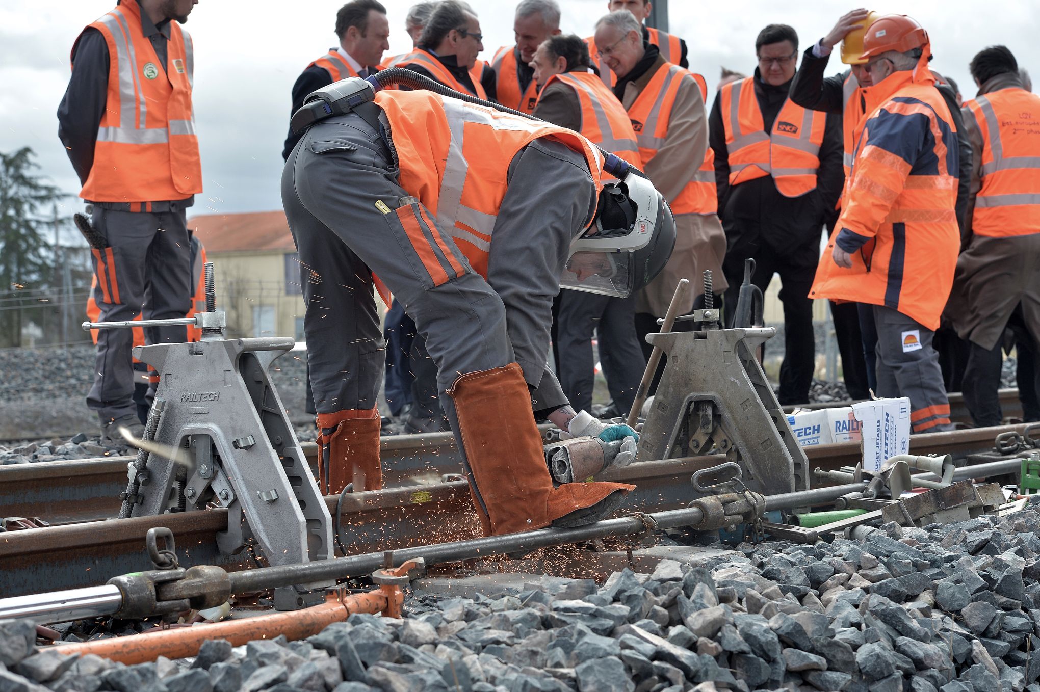 Le régulateur du rail tire le signal d'alarme sur SNCF Réseau
