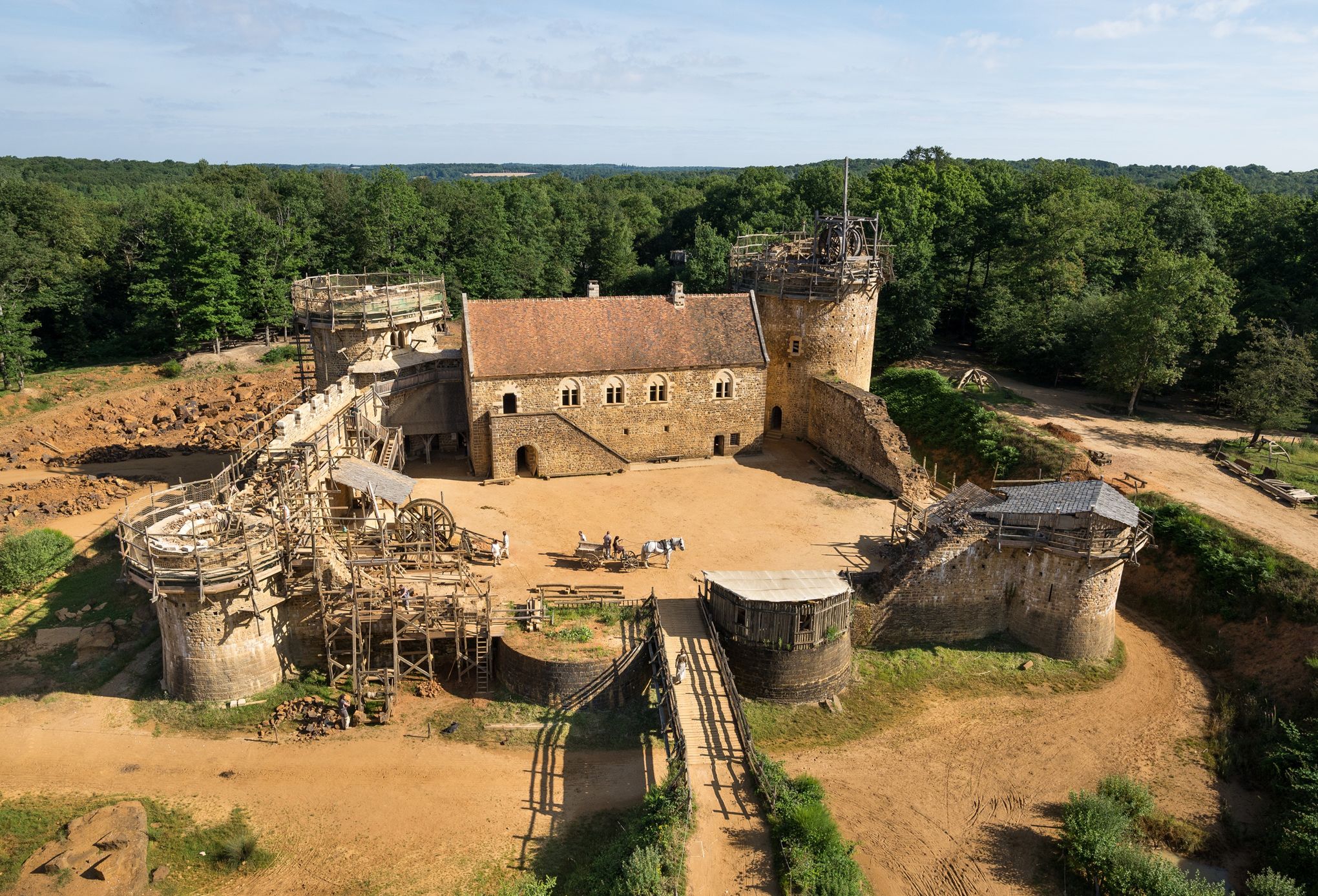 Le D fi Grandeur Nature Du Ch teau De Gu delon