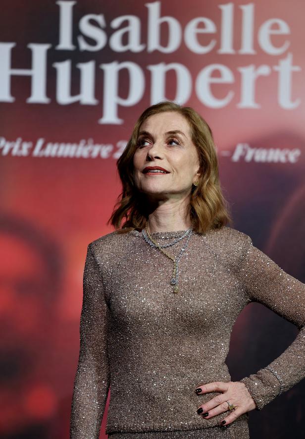 PHOTOS Isabelle Huppert ovationnée au Festival Lumière de