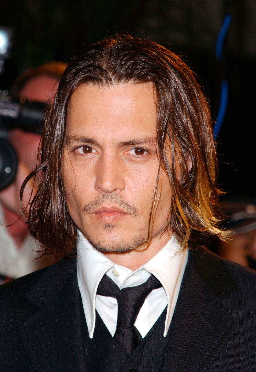 Sitemapcdatahttpwen2windecoocomjohnny Depp Jeune Cheveux Long