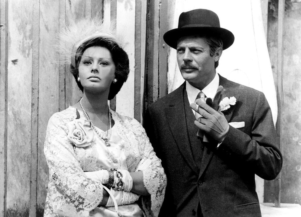 Sophia Loren fête ses 90 ans dans sa Rome natale, entourée par sa ...