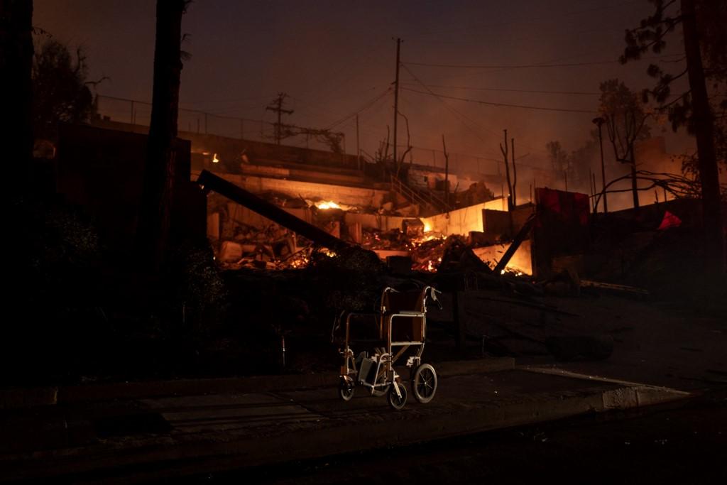 Incendies de Los Angeles : des personnes handicapées meurent piégées dans leur maison