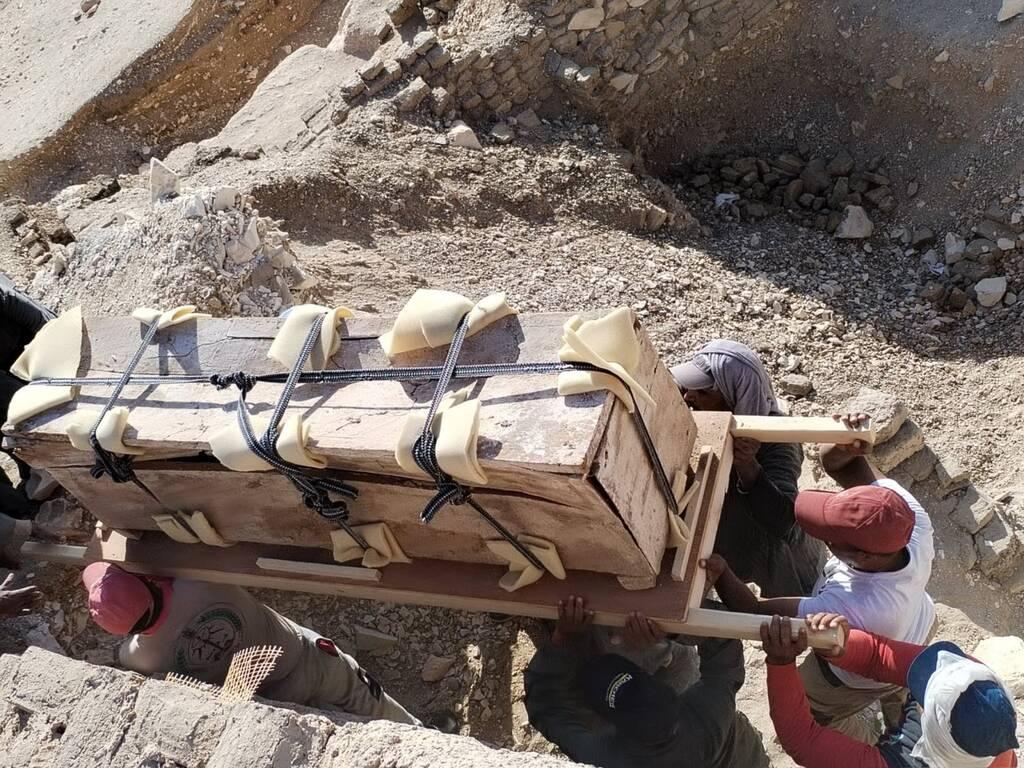 Égypte : un sarcophage découvert par des équipes françaises