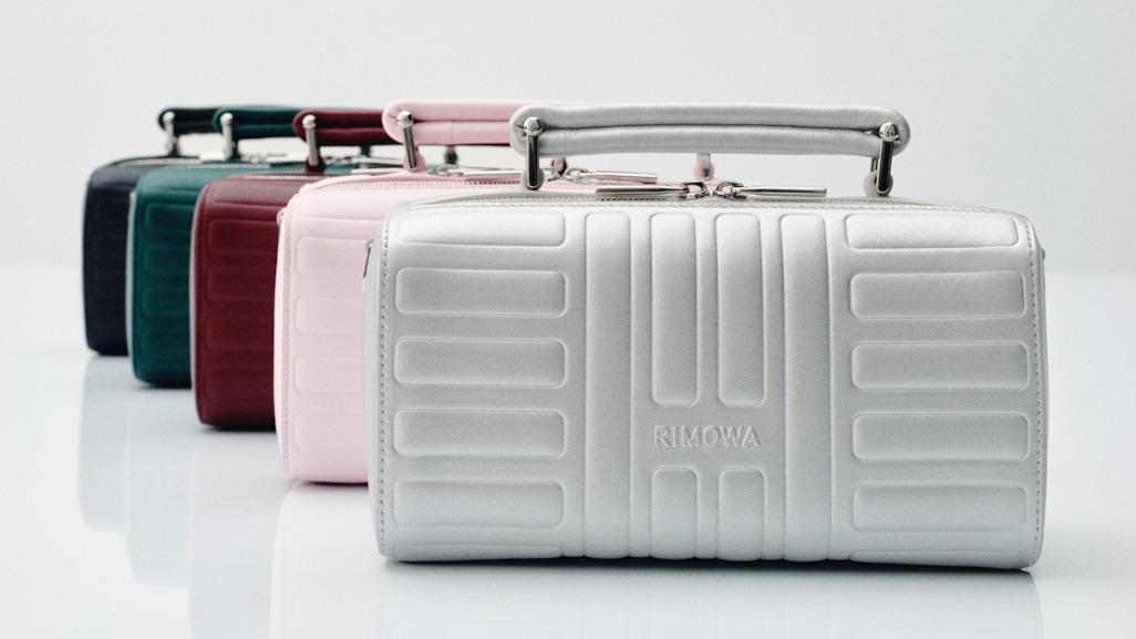 Pourquoi Rimowa, le géant de la valise en alu, s’attaque au marché ultra-concurrentiel du sac en cuir
