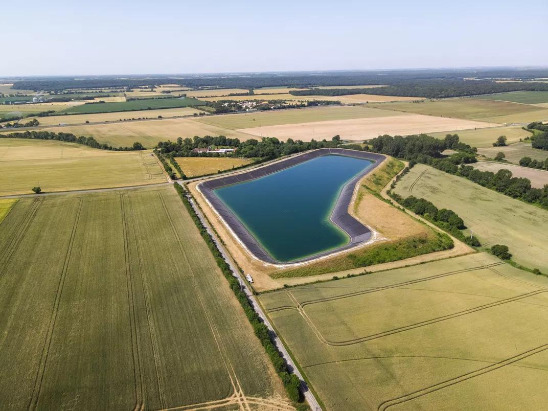 En Charente, la justice ordonne la destruction de quatre «mégabassines»