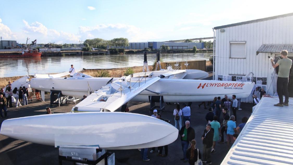 Voile : totalement laissé à l’abandon à Hawaï, l’Hydroptère renaît de ses cendres à Nantes