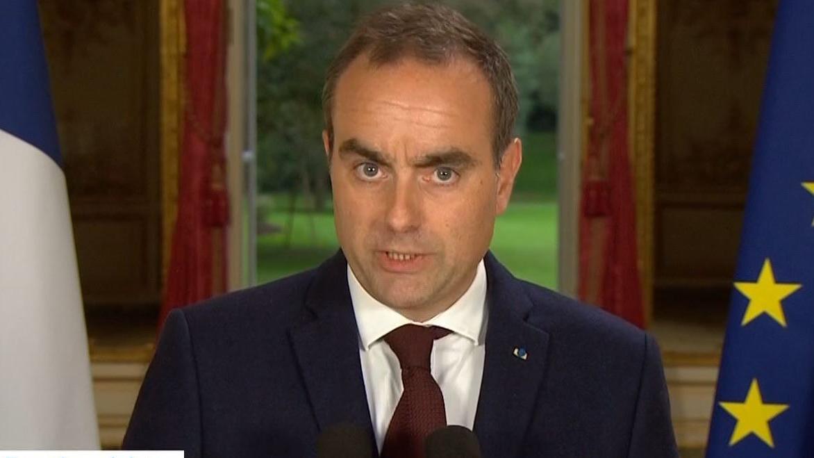EN DIRECT - Prix des carburants : Lecornu annonce le déblocage de 10 millions de barils de gazole pour trois mois, une baisse de 10 à 18 centimes attendue