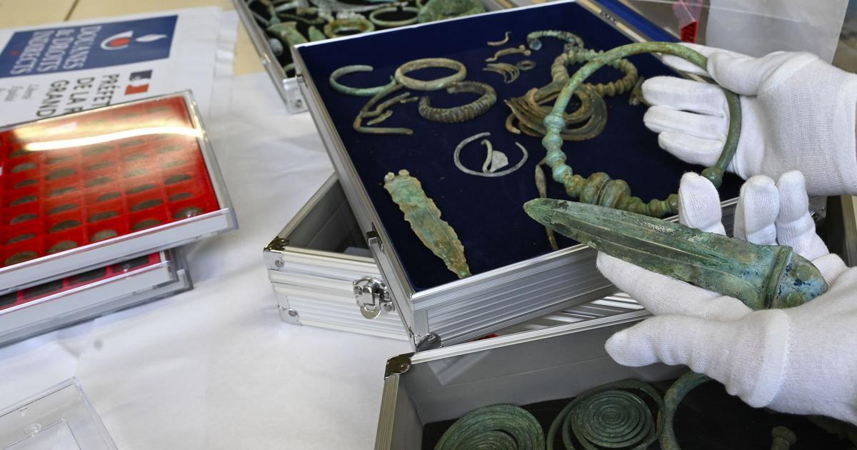 Archéologie : un «trésor inestimable» de 27.400 pièces retrouvé chez un ...