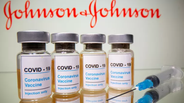 Vaccin anti-Covid Johnson&Johnson : le régulateur américain n'établit pas de lien à ce stade avec les thromboses