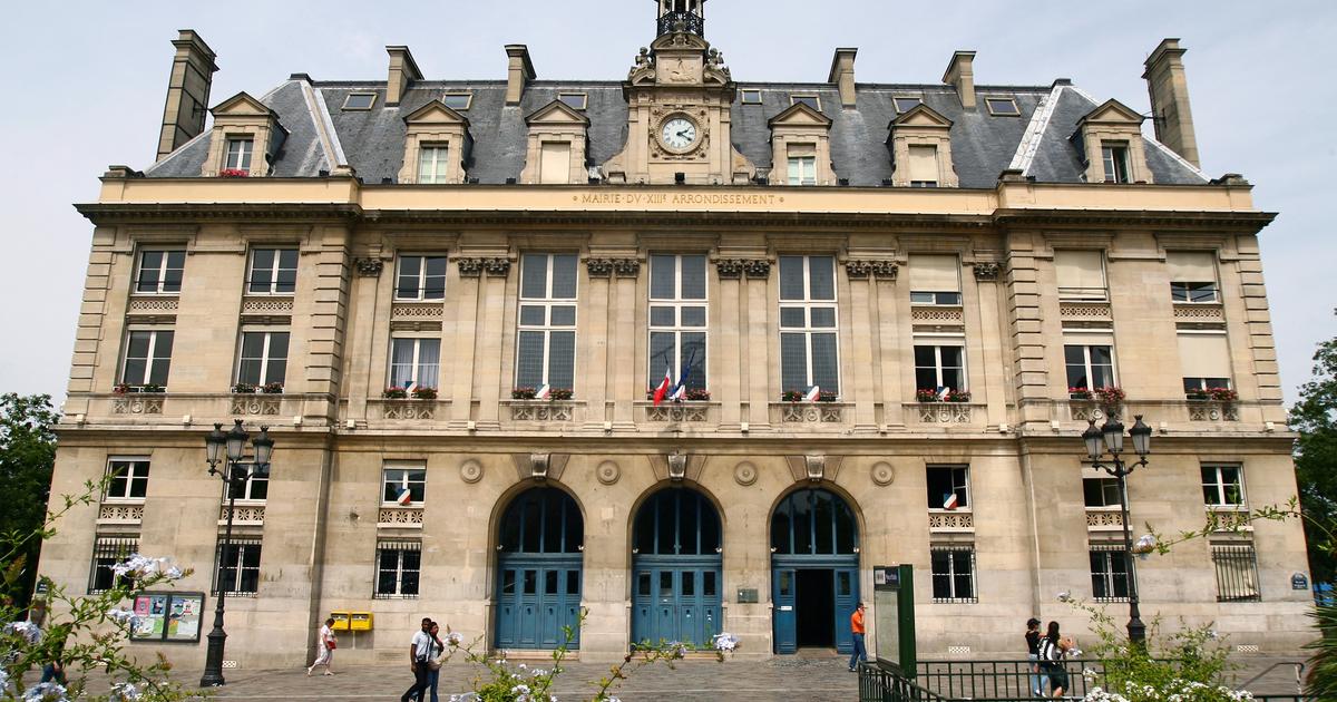 Paris : La Mairie Du 13e D'arrondissement Envahie Par Les Agents De La ...