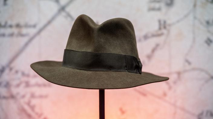 Le chapeau d'Indiana Jones vendu 300.000 dollars aux enchères
