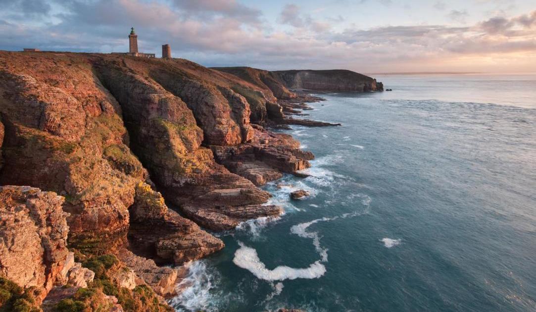 Regarder la vidéo Les dix plus beaux sites naturels et incontournables de Bretagne
