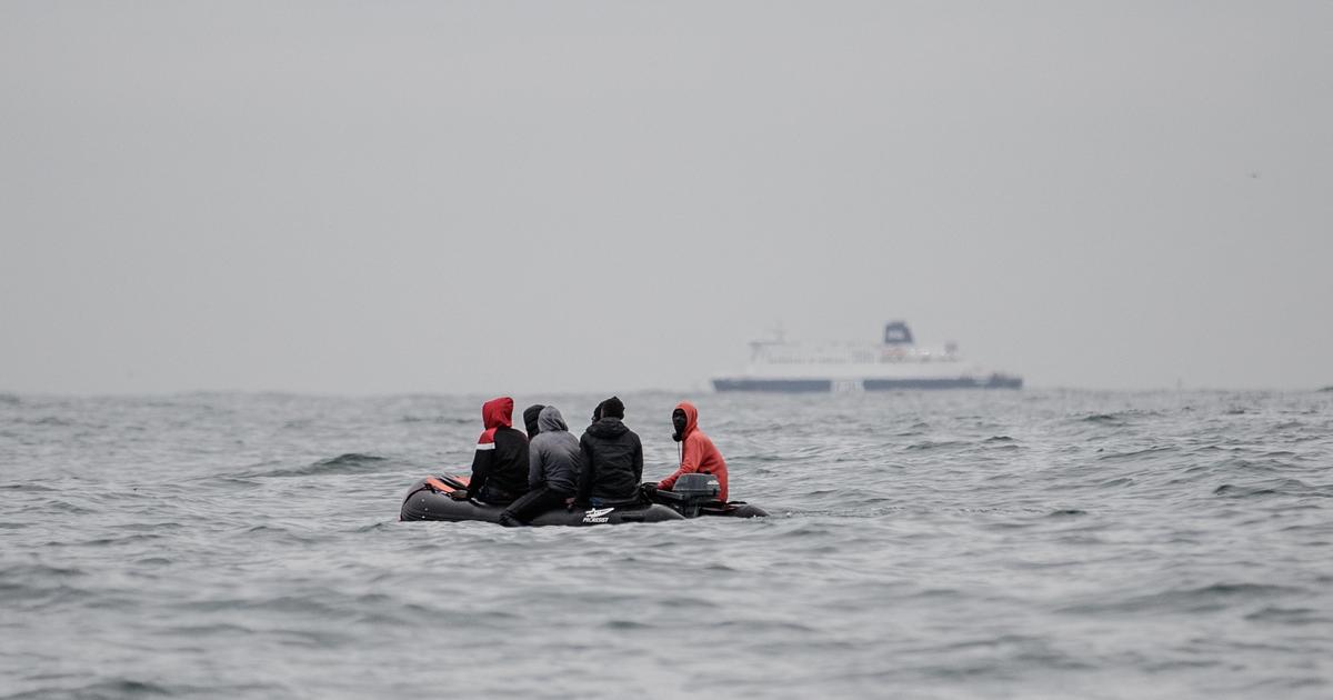 Manche : sauvetage de 272 migrants qui tentaient de rejoindre l'Angleterre