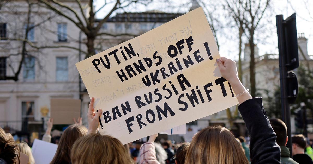 LIVE – Guerra in Ucraina: gli occidentali escluderanno molte banche russe dalla piattaforma Swift